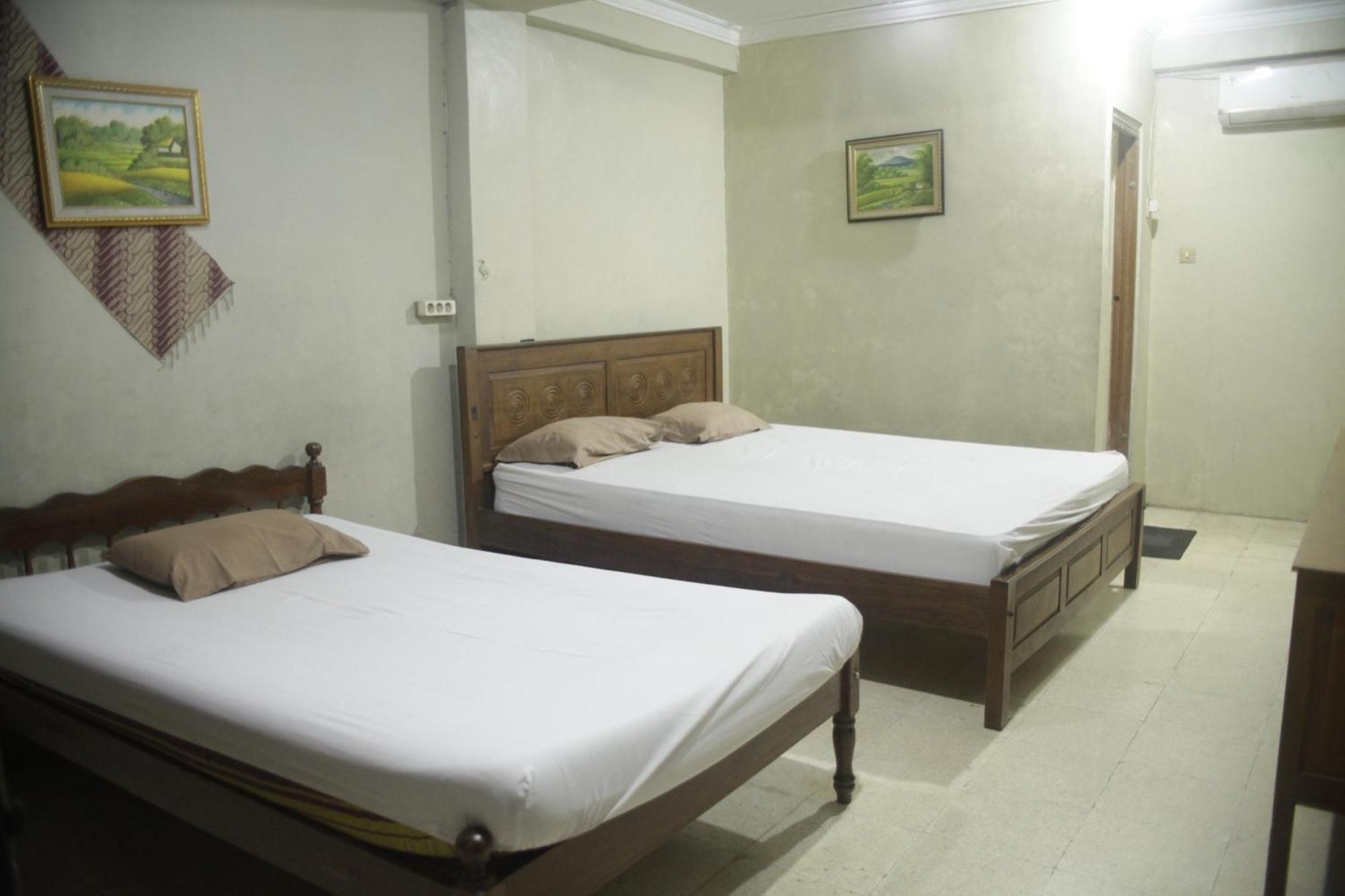 Hotel Pelangi Hs Ngabean Exteriér fotografie